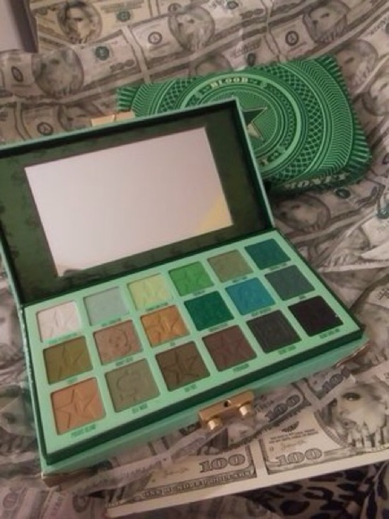 Jeffree Star Other - Jeffree Star / Blood Money Green Fantasy Eyeshadow Set in Makeup Case - New